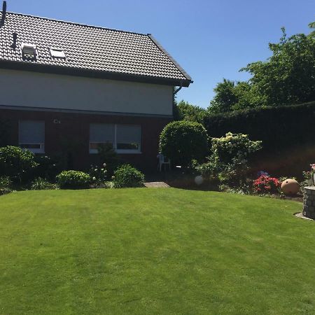 Apartment Am Park Tönisvorst Екстериор снимка