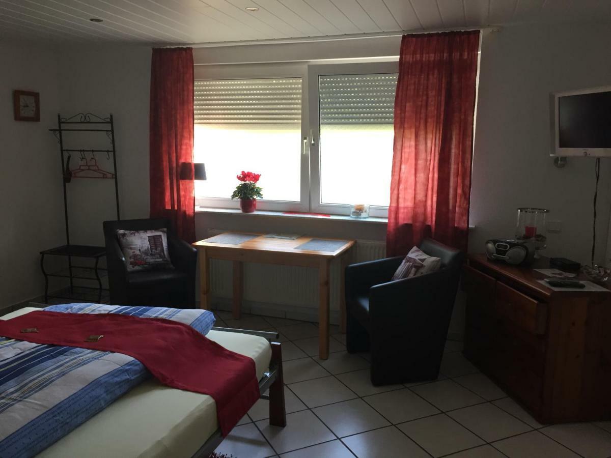 Apartment Am Park Tönisvorst Екстериор снимка